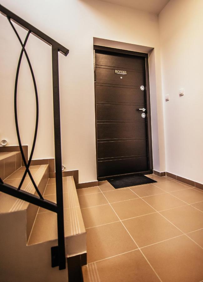 Royal Luxury Apartment Вршац Экстерьер фото